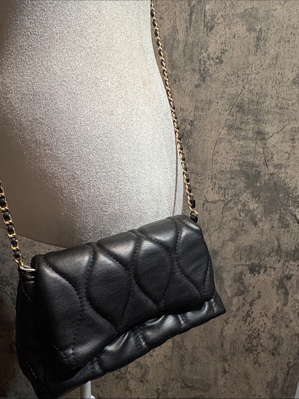 Primark Black Quilted Crossbody with Gold Chain